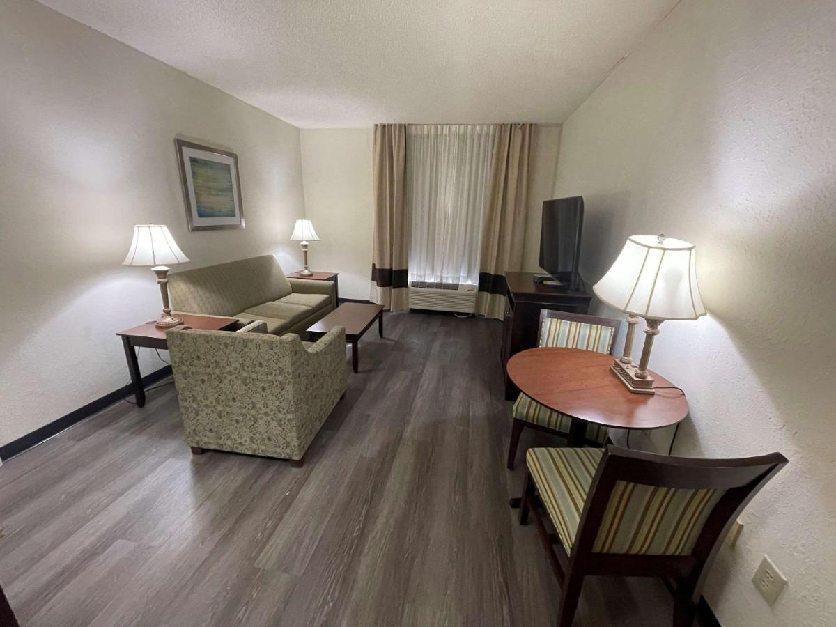 Comfort - Southern Pines Inn