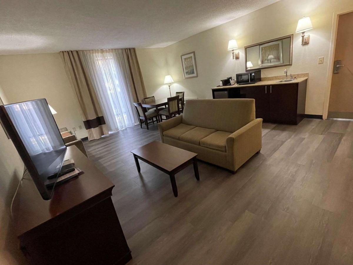 Comfort - Southern Pines Inn Pinehurst